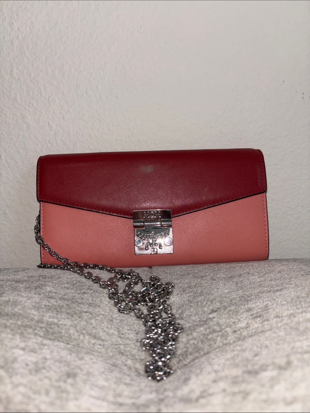 NWOT MCM Two-Tone Red and Pink Leather Crossbody Wallet Bag - Dust Bag & Box